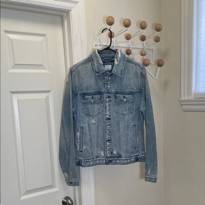 KSUBI - Classic button Down Denim Jean Jacket - Light Wash - M